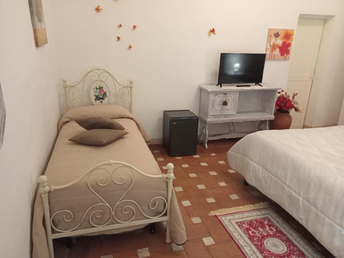 Il Rosso Volterrano N.10 Apartment Bagian luar foto