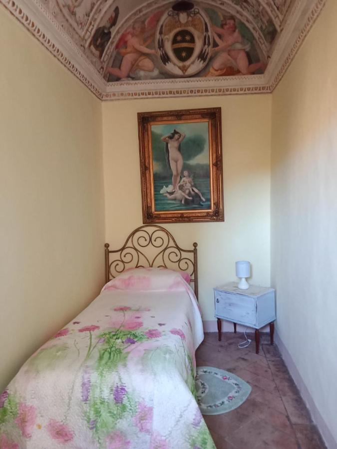 Il Rosso Volterrano N.10 Apartment Bagian luar foto